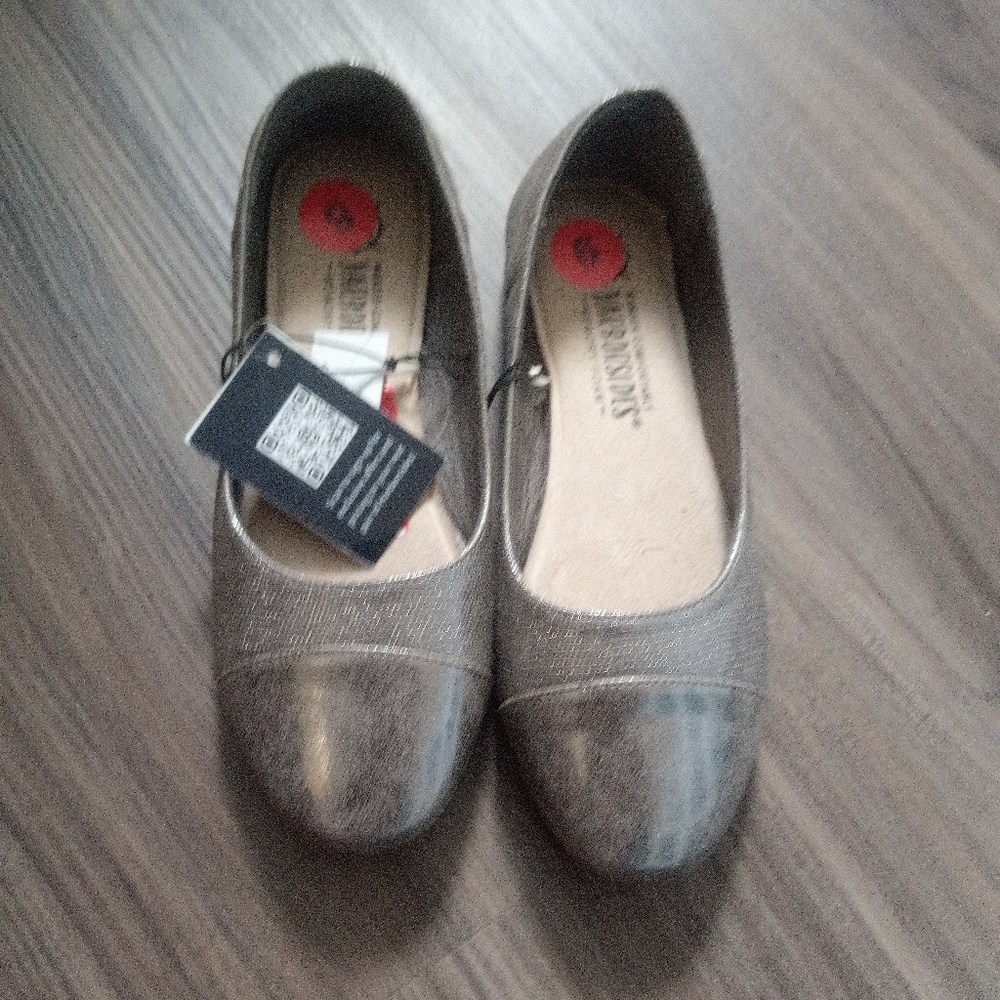 VM Women's Silver Flats 6w